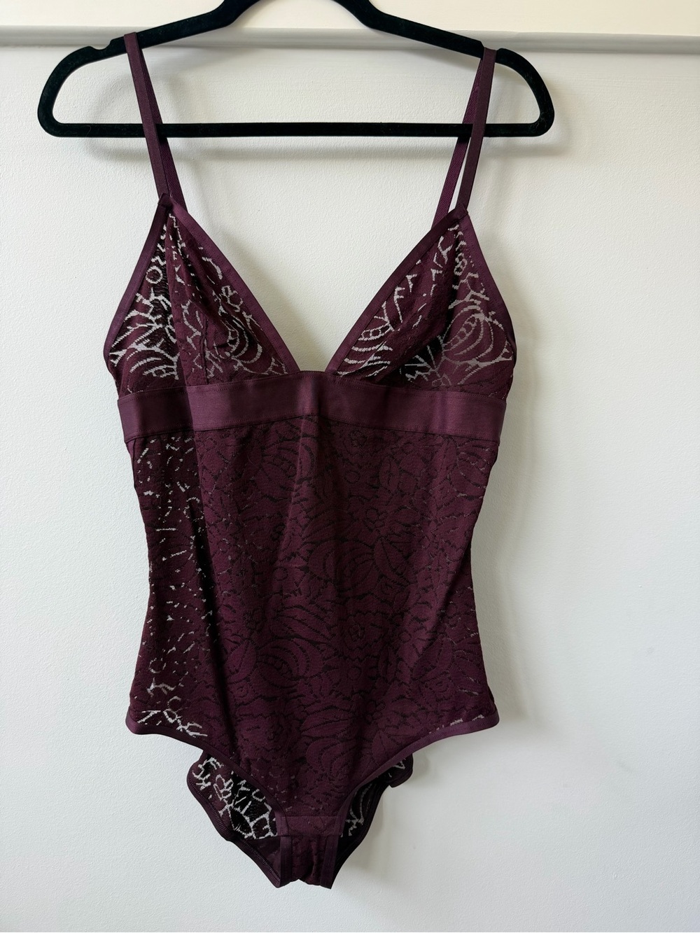 Eres Lace Bodysuit, size US 12